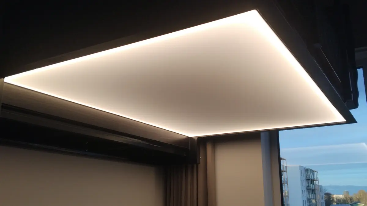 Mitmetasandiline valgustlagi ja kardinaniišš