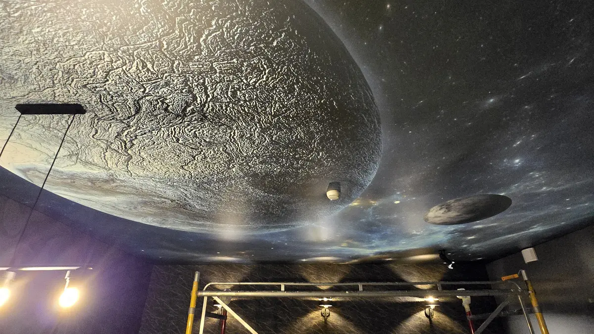 Fotoprint tähisetaevas — sügav kosmos laes